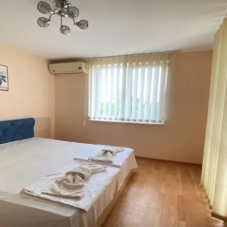 Bratanov Sunny Noks Slantchev Briag