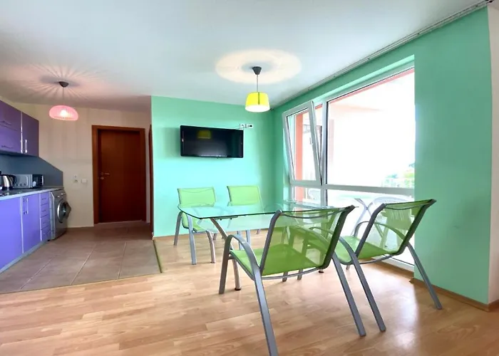 Bratanov Sunny Noks * 阳光海滩