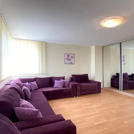 Bratanov Sunny Noks Apartment *