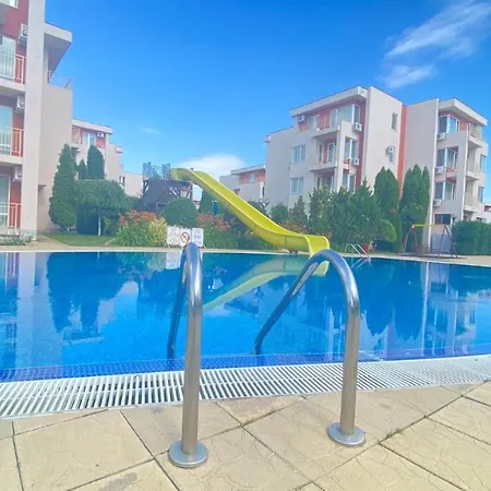 Bratanov Sunny Noks * Slantchev Briag